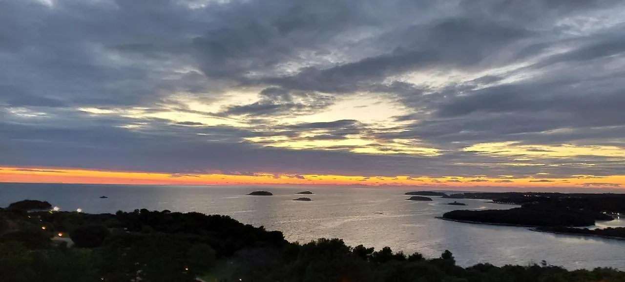 Вилла The Istrian Врсар Хорватия